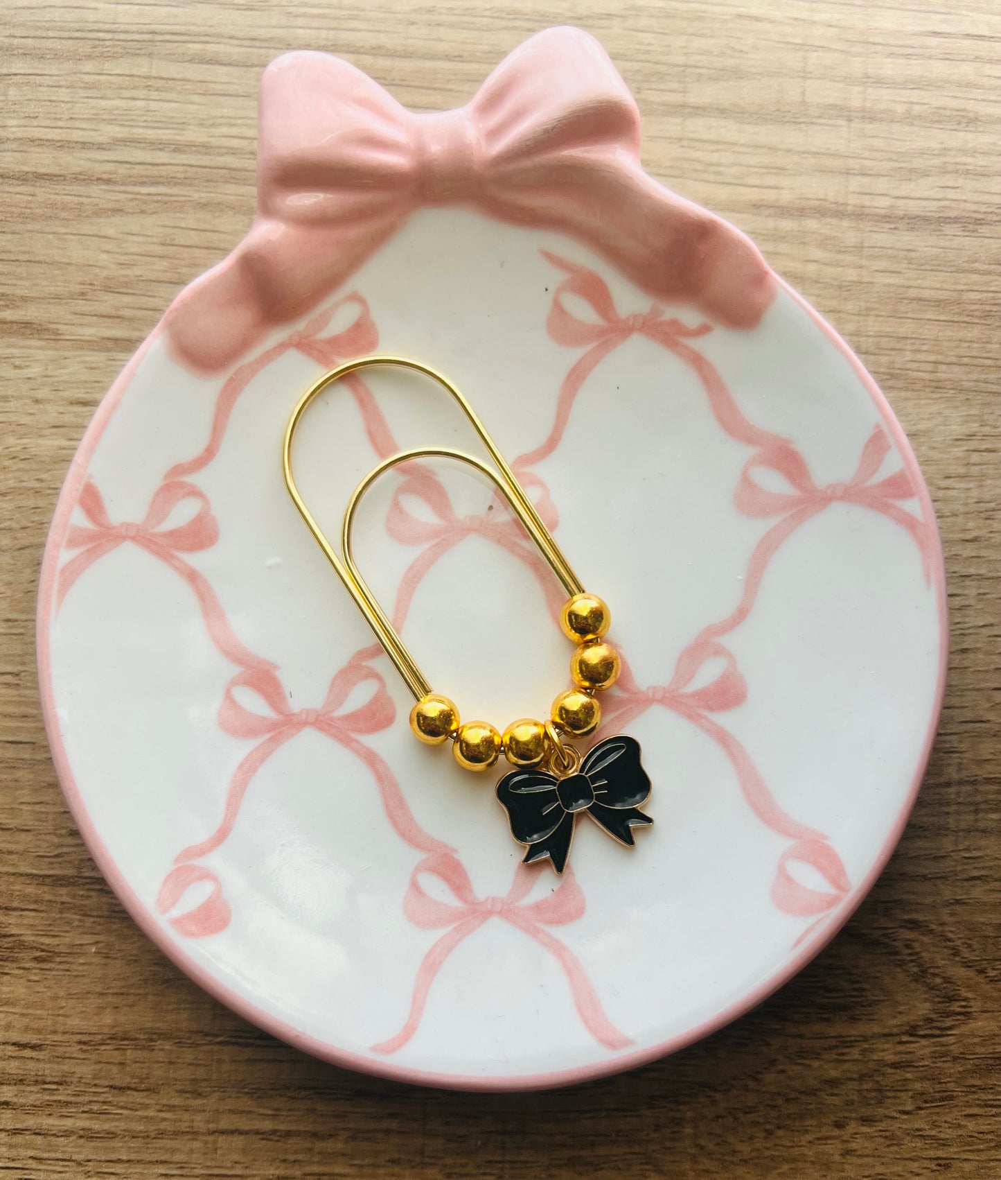 Black Bow Paper Clip
